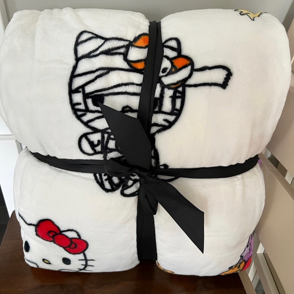 Hello Kitty Halloween Plush Full Queen Blanket